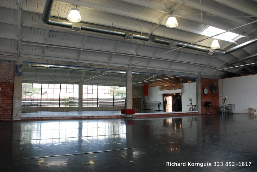 01-Dancer's Studio.JPG