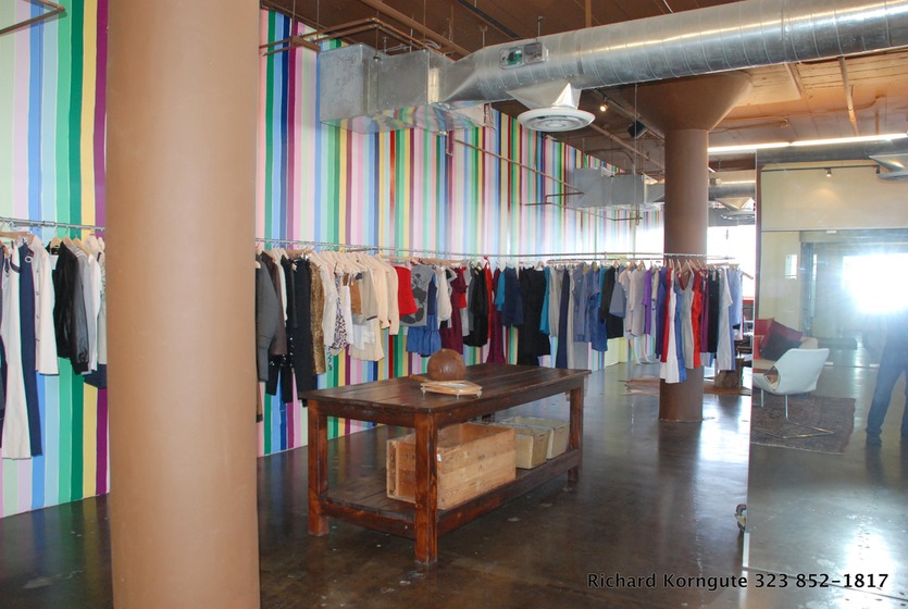 09-Clothing Showroom P-008.JPG