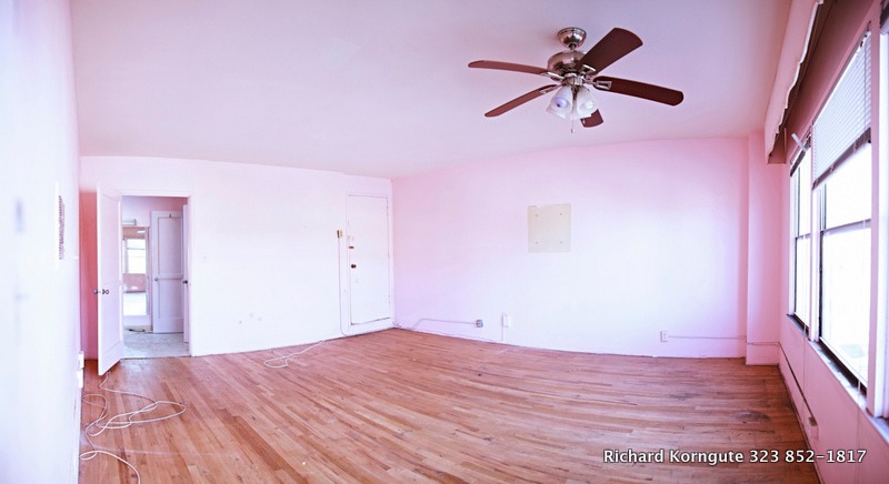 53-Pinkroom 1.jpg